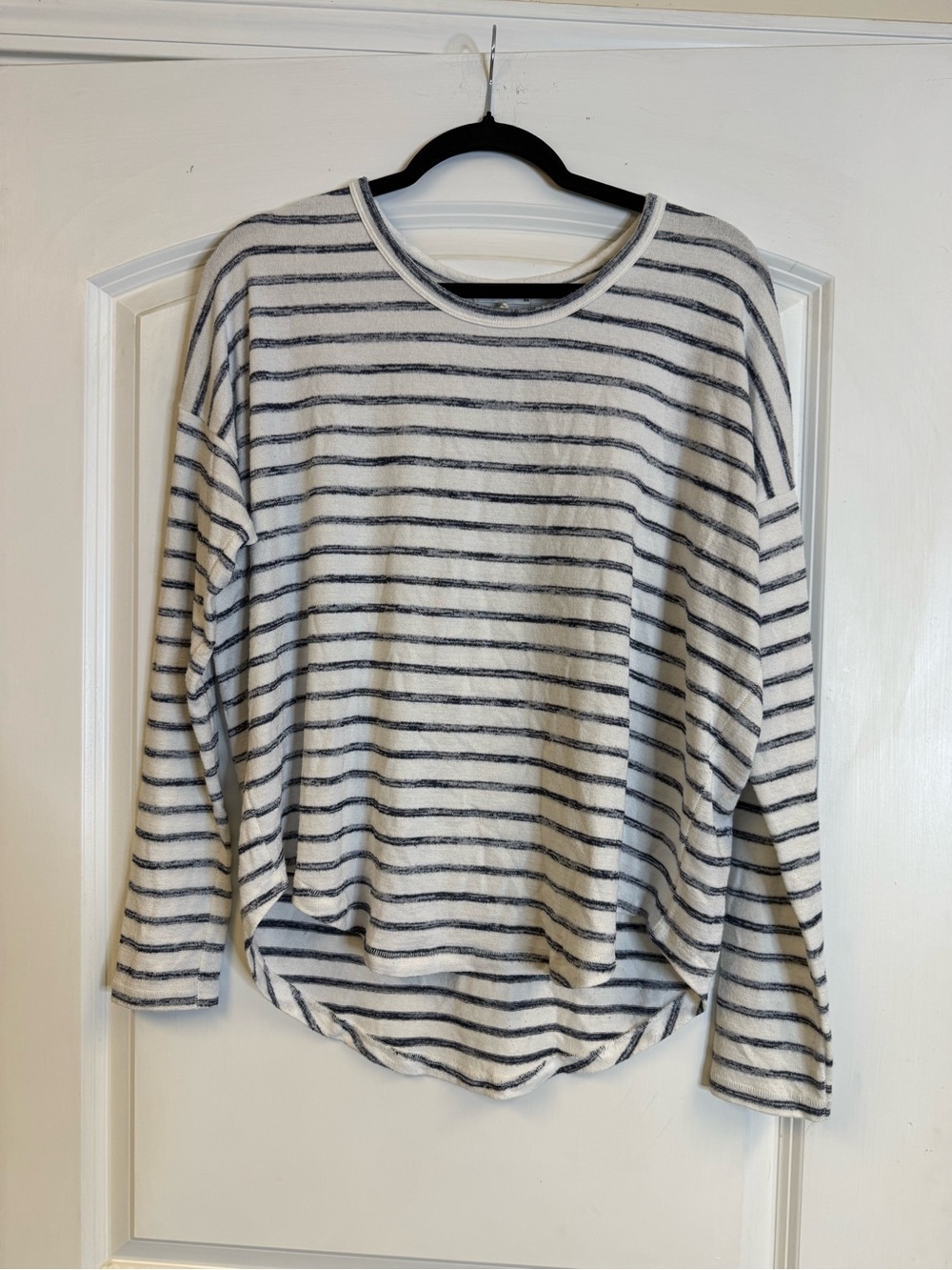 Rag & Bone Striped Long Sleeve Knit Top Ivory Navy M/L Oversized High Low Hem